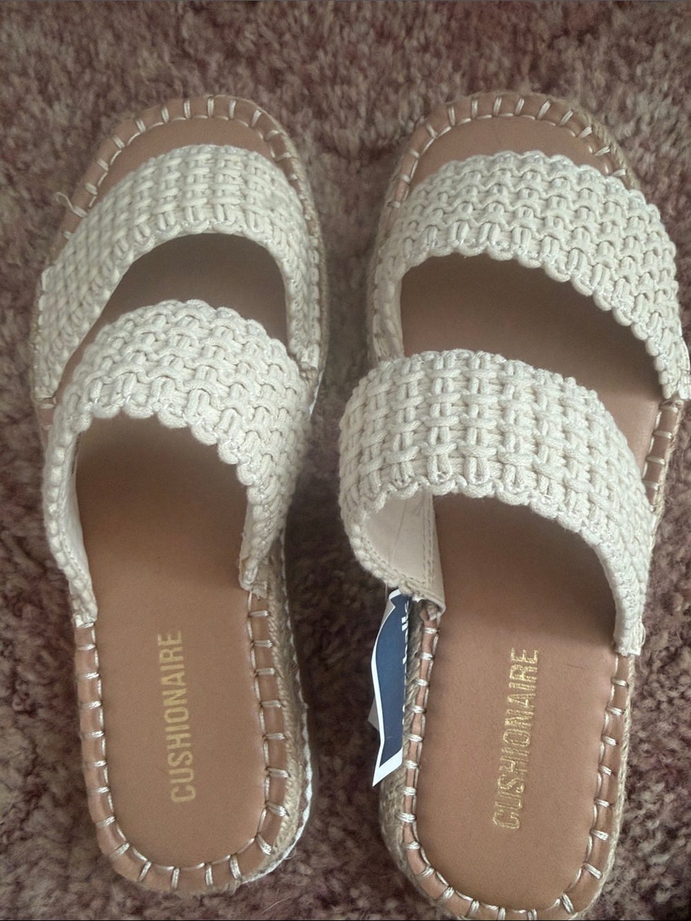 Cushionaire sandals NWT